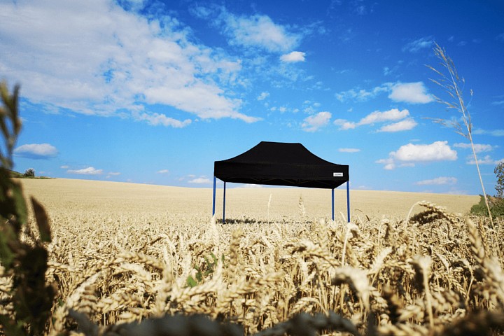 Продавам ножична палатка 2х3м