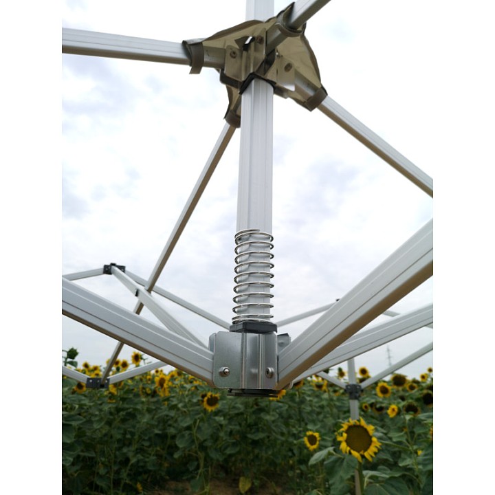 търговски щандове 3х4,5