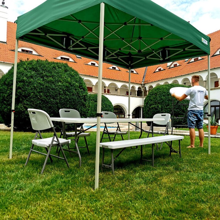 парти палатка