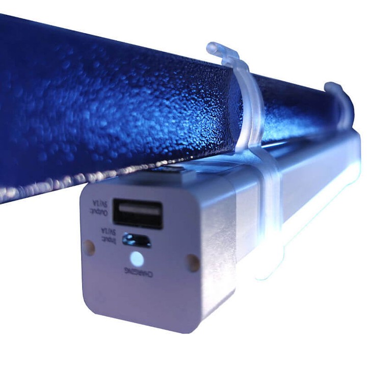 декат светлина в палатката