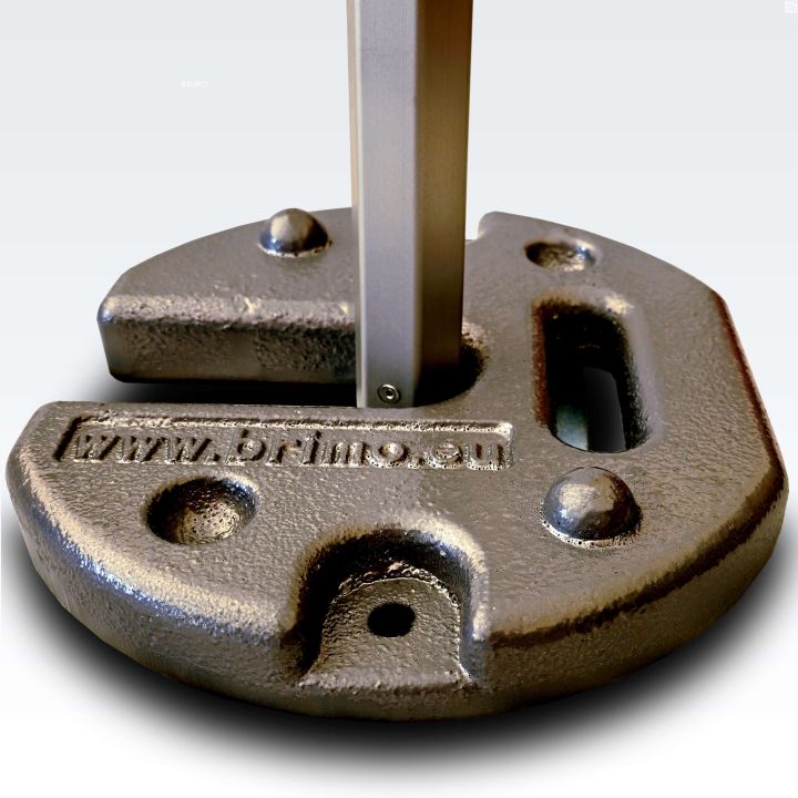 Една стоманена тежестна плоча за палатка с нисък ъгъл, подчертаваща стекаемия дизайн